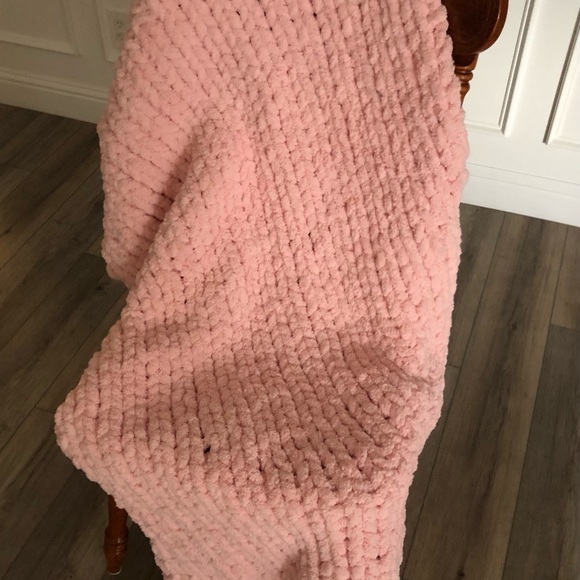 💋🔝HP🔝💋Chunky Light Pink Breathable Blanket - Picture 6 of 6